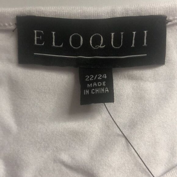 Eloquii Plus Size Crossover Cutout Neckline Top NWT White Size 22/24 - Picture 6 of 9